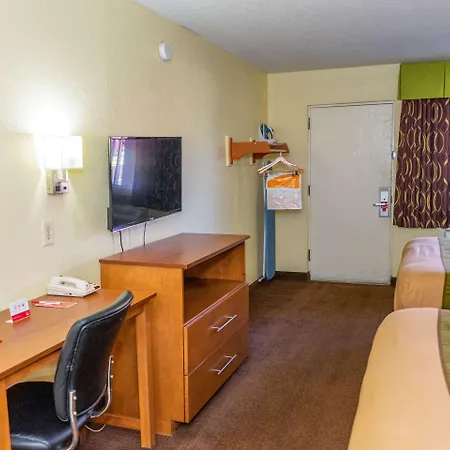 Econo Lodge Weldon - Roanoke Rapids Exterior photo